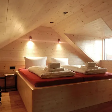 Henk By Interhome *